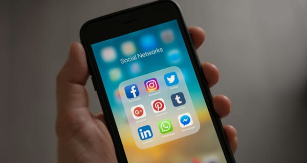 How to use Social Media to skyrocket your self-published book sales (even without ads)